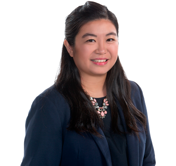 Photo of Zoe Chan, Wealth Associate, member of the team of experts. 